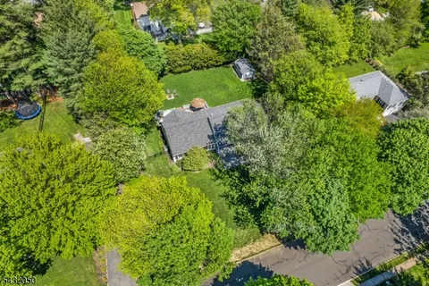 $799,000 | 3 Aspen Drive, Chester, NJ 07930