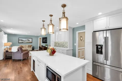 $799,000 | 3 Aspen Drive, Chester, NJ 07930