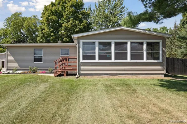 $449,000 | 6524 Reilly Drive, Gregory, MI 48137