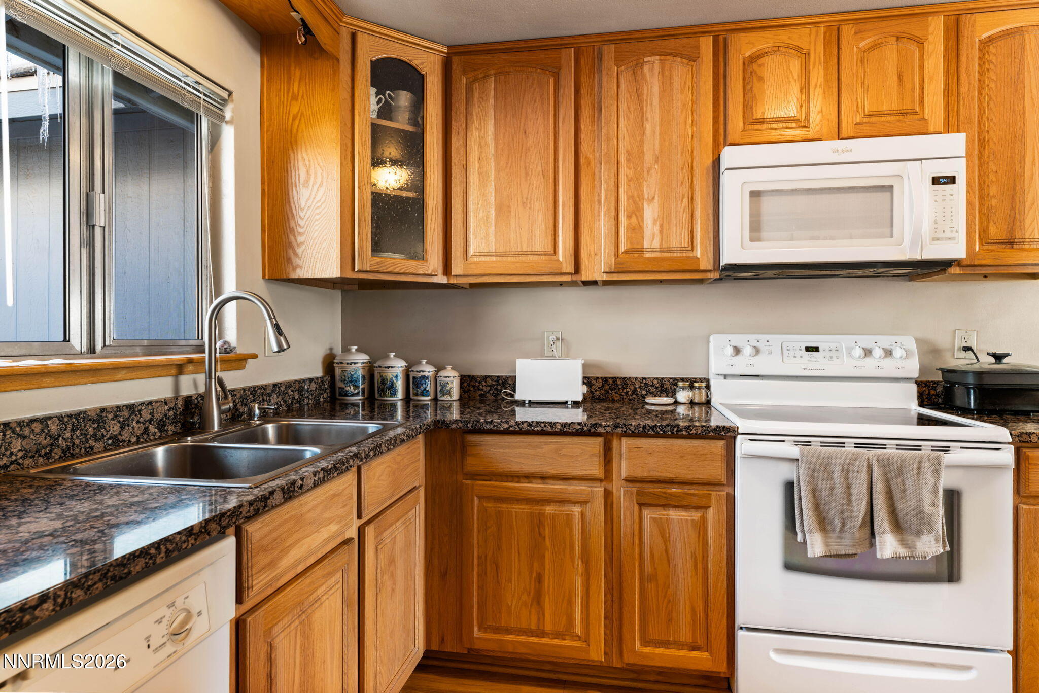 144 Ring Road Dayton, NV 89403 - Photo 12 of 49 20-web-or-mls-DSC_8847