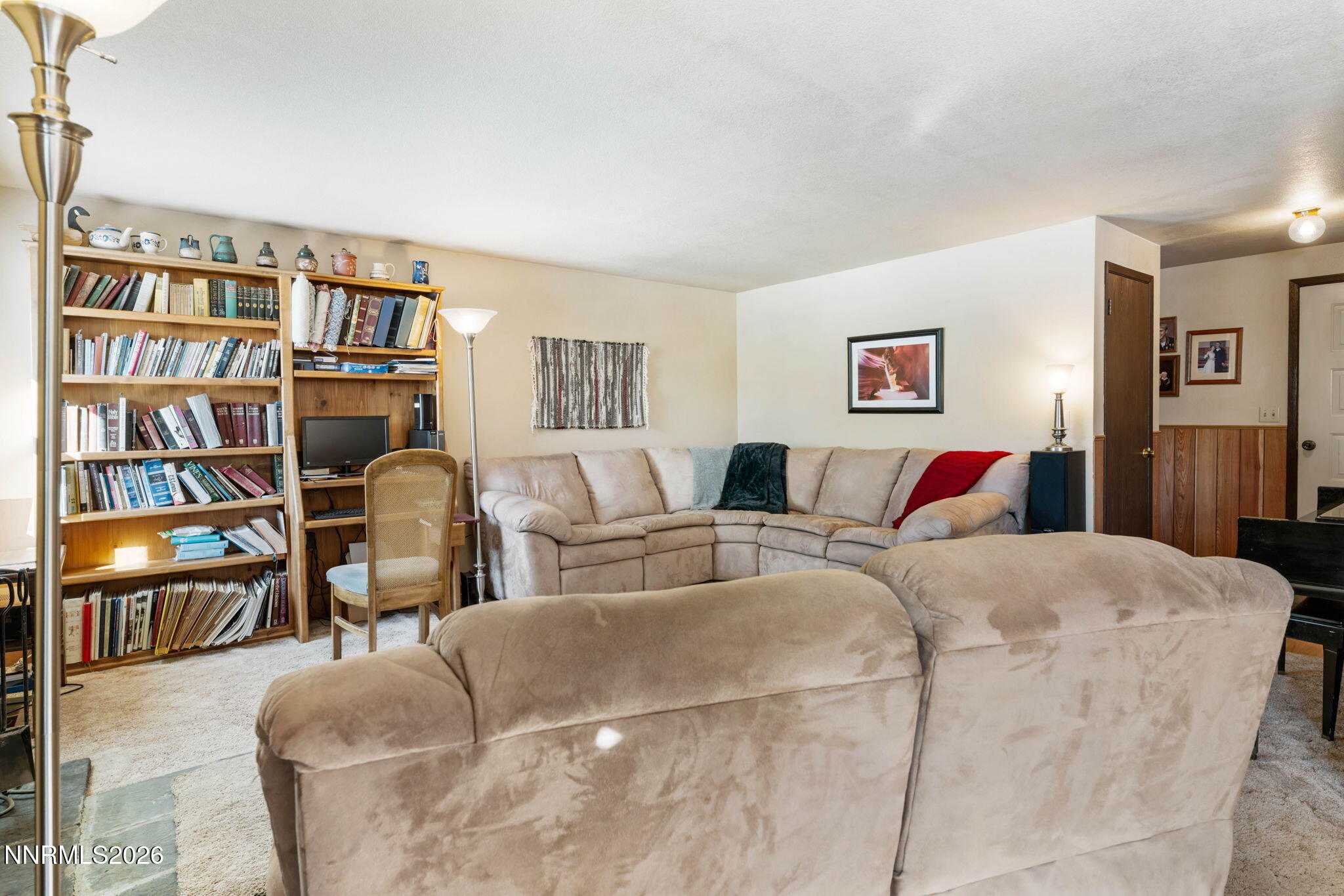 144 Ring Road Dayton, NV 89403 - Photo 6 of 49 14-web-or-mls-DSC_8802