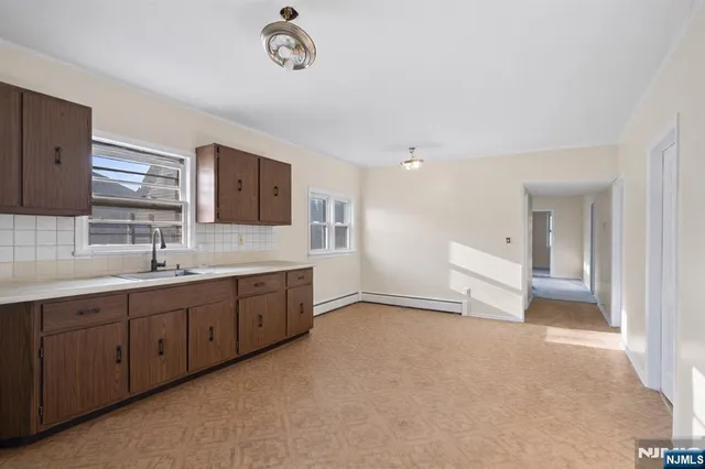 $574,777 | 335 Court Street, Elizabeth, NJ 07206