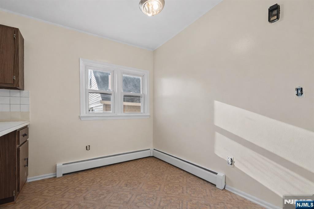 335 Court Street Elizabeth, NJ 07206 - Photo 7 of 27