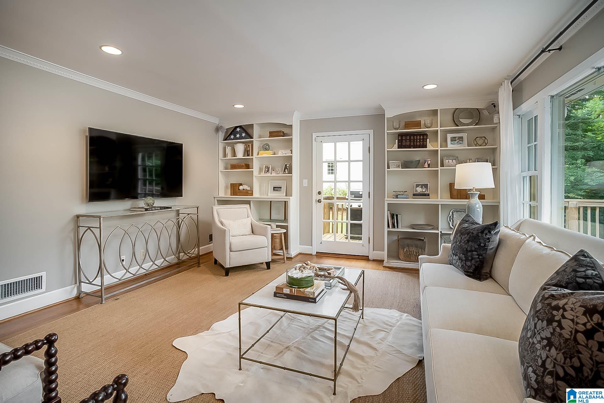 121 Peachtree Road Birmingham, AL 35213 - Photo 8 of 37