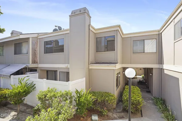 $495,000 | 1466 San Simeon Court, Unit 4, Ventura, CA 93003