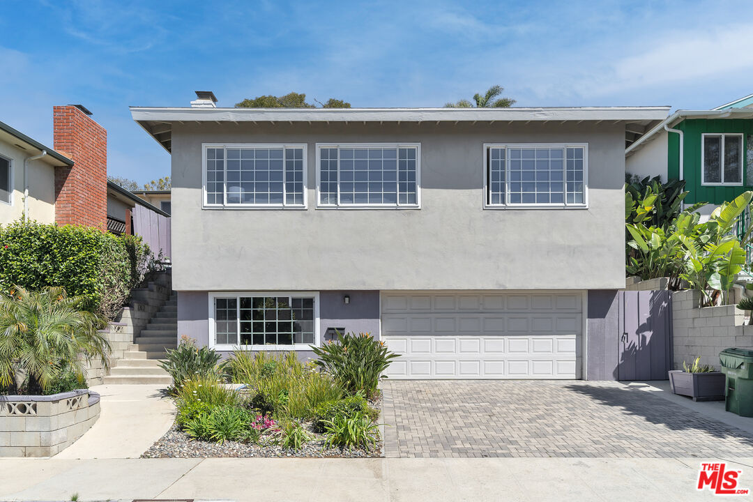8330 Zitola Terrace Playa del Rey, CA 90293 - Photo 43 of 48 front view of a house