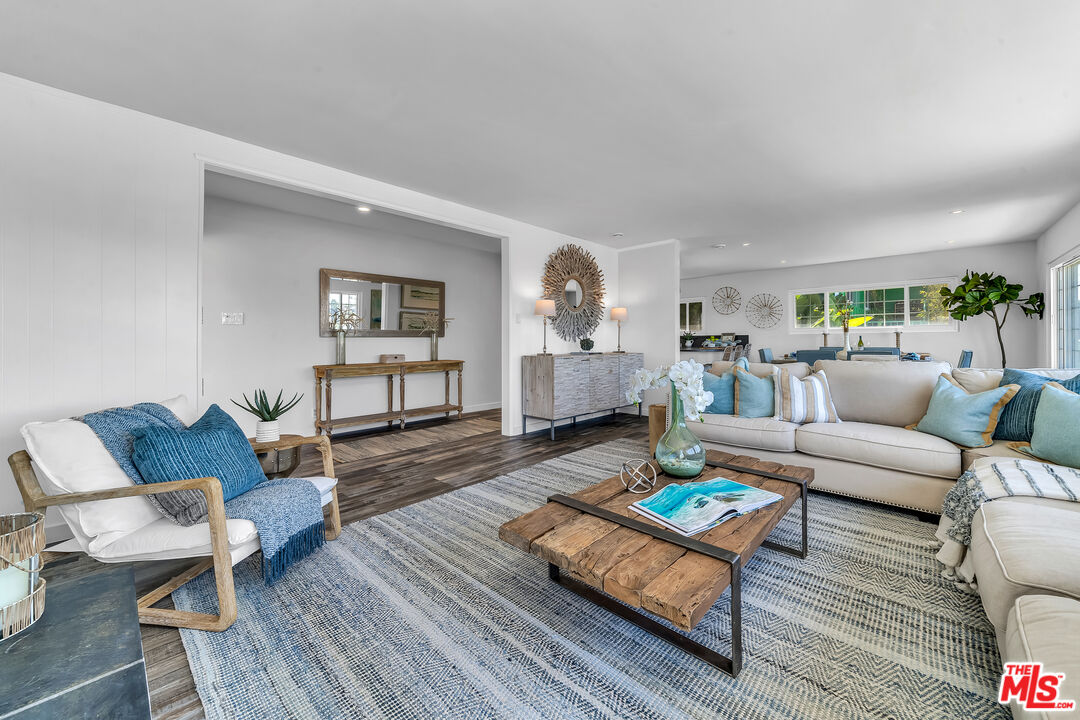 8330 Zitola Terrace Playa del Rey, CA 90293 - Photo 9 of 48 a living room with furniture and a wooden floor