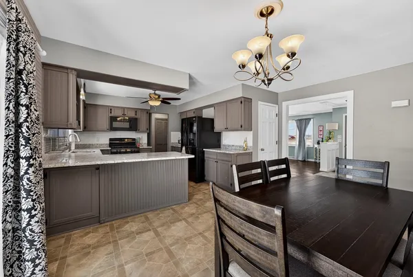 $750,000 | 5529 Langer Road, Marshall, WI 53559