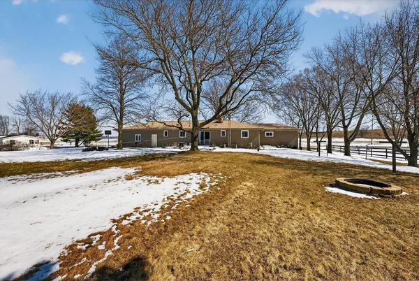 $750,000 | 5529 Langer Road, Marshall, WI 53559