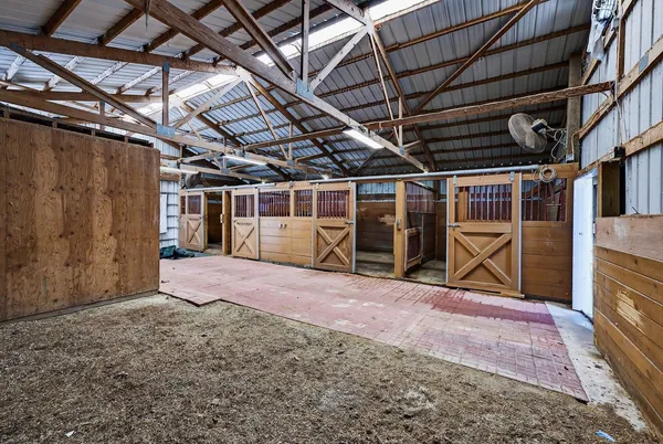 $750,000 | 5529 Langer Road, Marshall, WI 53559