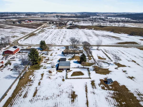 $750,000 | 5529 Langer Road, Marshall, WI 53559