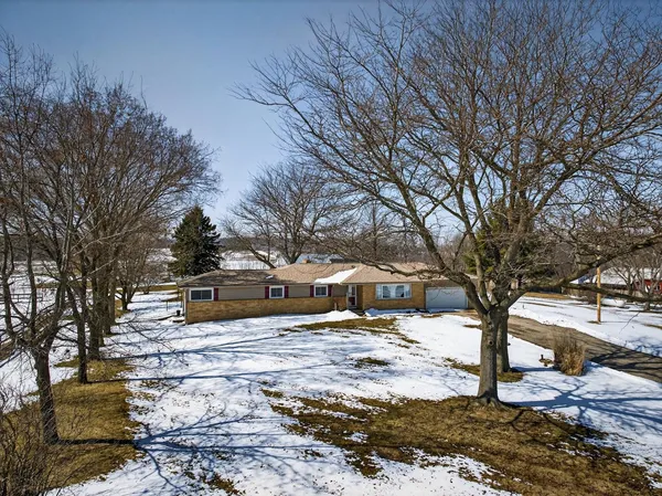 $750,000 | 5529 Langer Road, Marshall, WI 53559