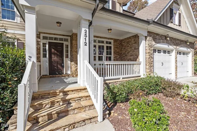 $835,000 | 2512 Thurrock Drive, Apex, NC 27539