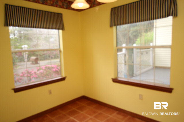 2390 Johnson Road West Mobile, AL 36695 - Photo 7 of 27 Breakfast Room or Sun Room