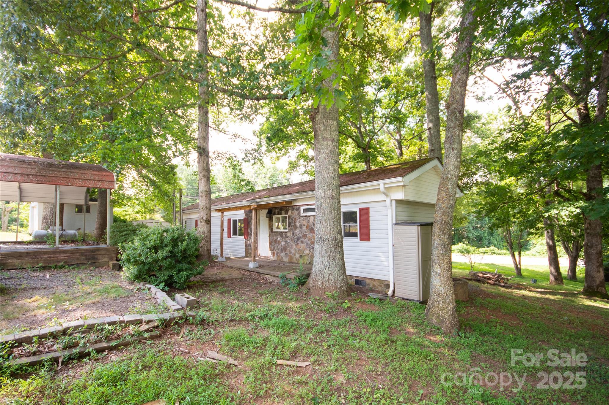 36 Pat Rogers Road Franklin, NC 28734 - Photo 23 of 48 Gallery Image 23
