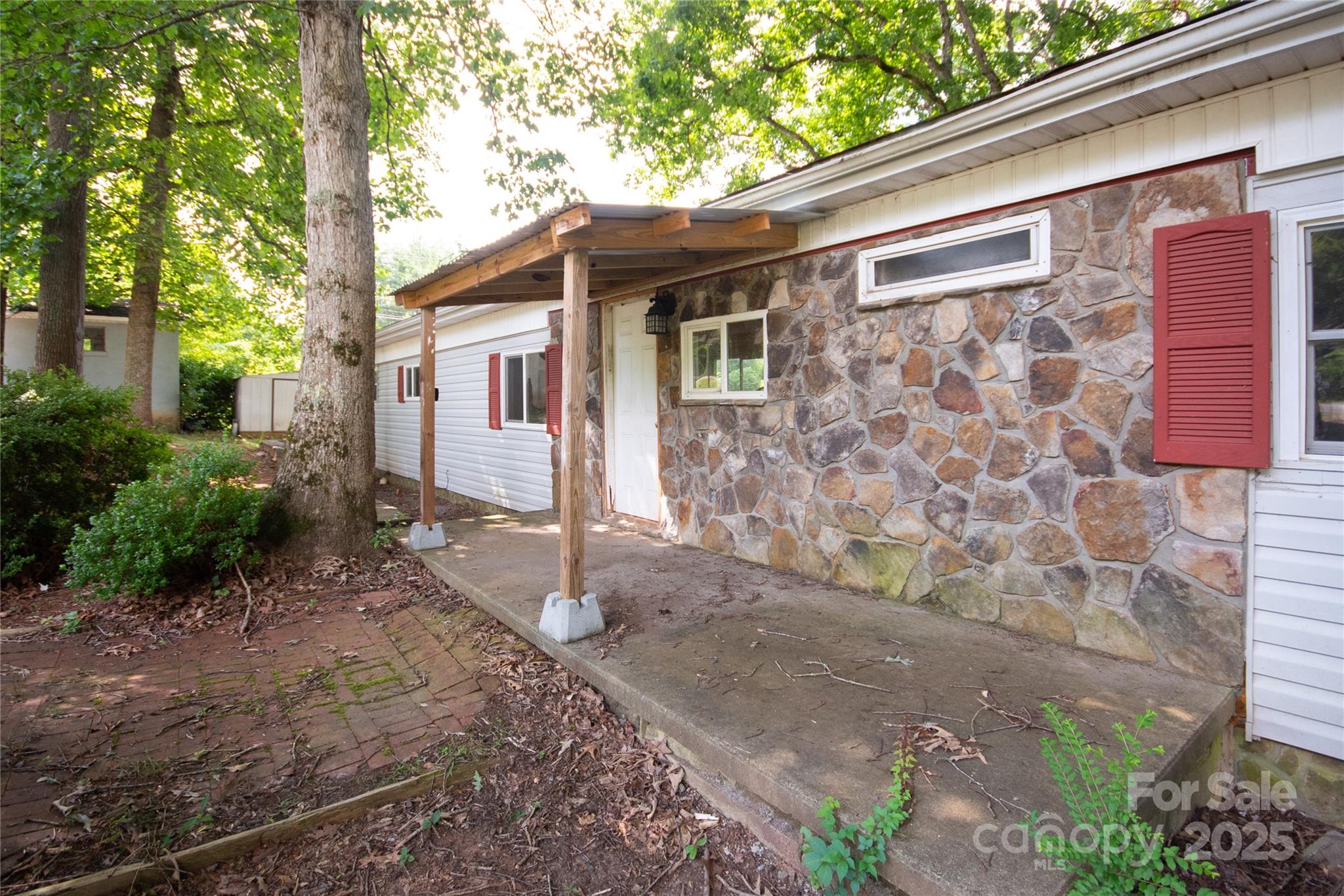 36 Pat Rogers Road Franklin, NC 28734 - Photo 33 of 48 Gallery Image 33