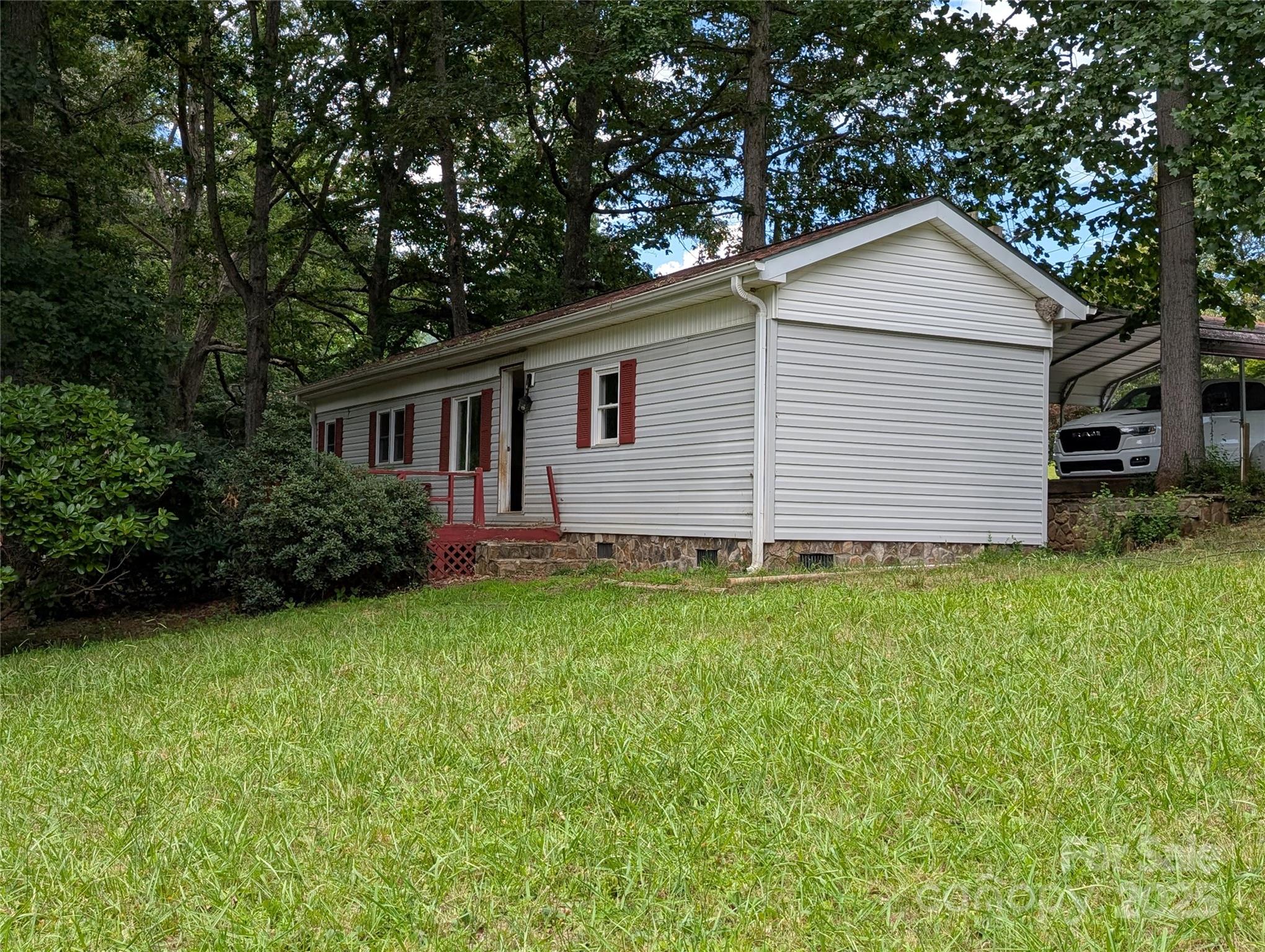 36 Pat Rogers Road Franklin, NC 28734 - Photo 34 of 48 Gallery Image 34
