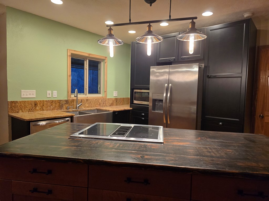 161 Sun Rock Mountain Road Blue Ridge, GA 30513 - Photo 13 of 32