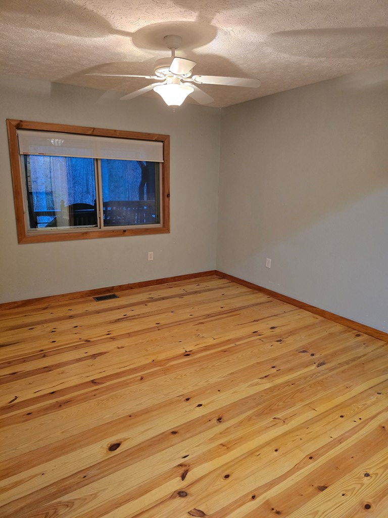 161 Sun Rock Mountain Road Blue Ridge, GA 30513 - Photo 15 of 32