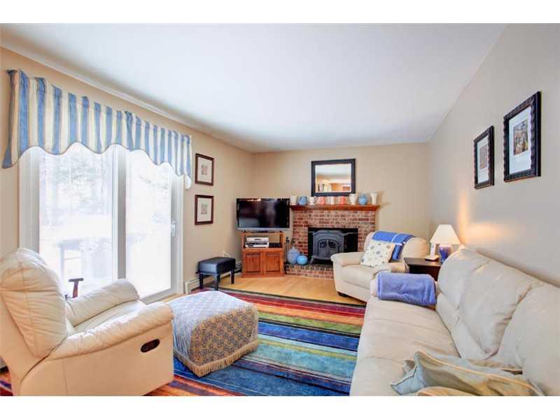 4 Oak Ridge Road Cumberland Center, ME 04021 - Photo 2 of 20 Den/Family/Great Room.