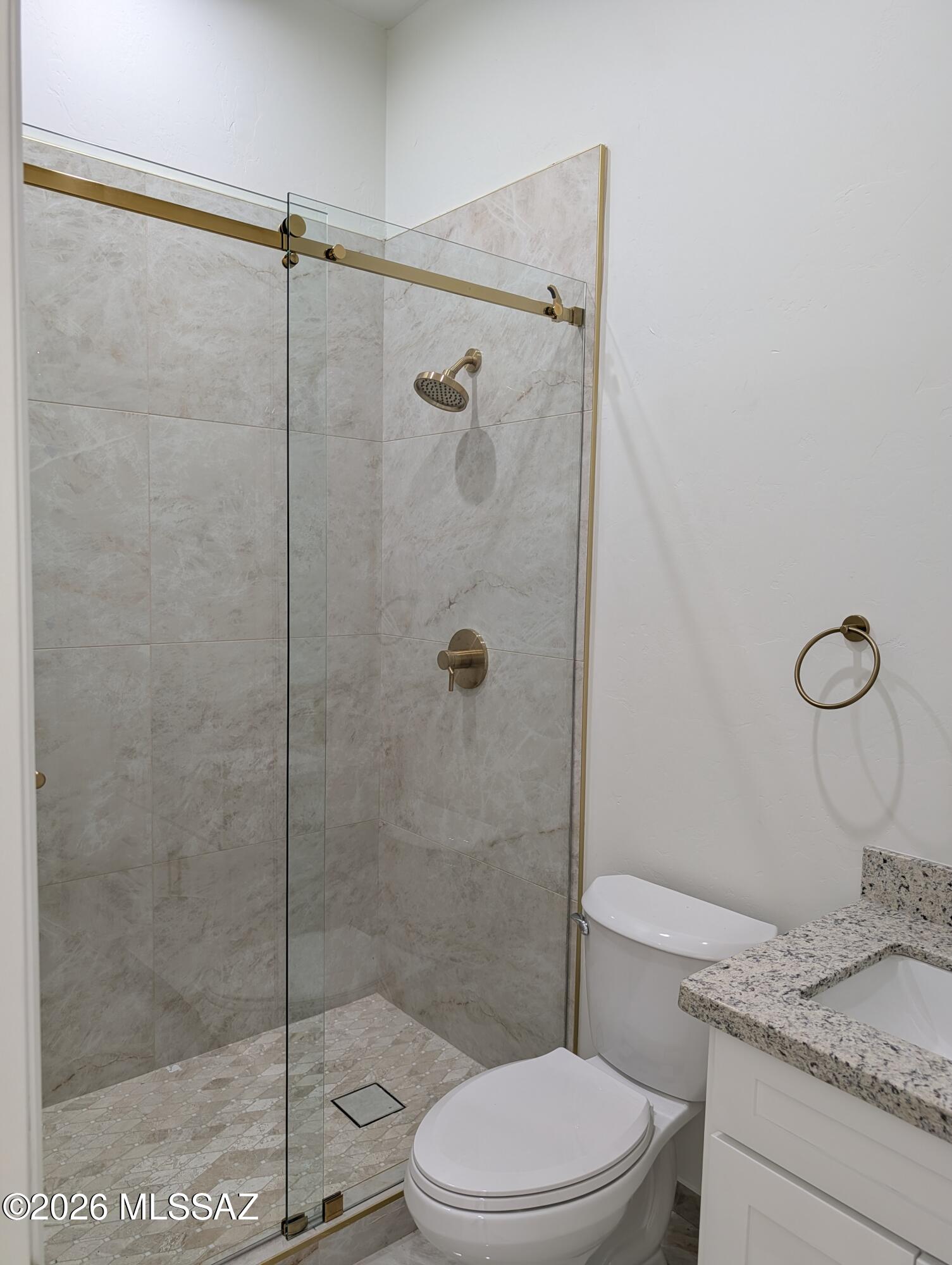 1811 Cajeme Court Rio Rico, AZ 85648 - Photo 27 of 32 Bathroom