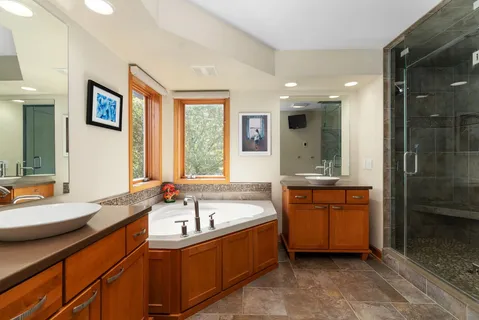 $985,000 | 1411 Willow Trail, Middleton, WI 53562