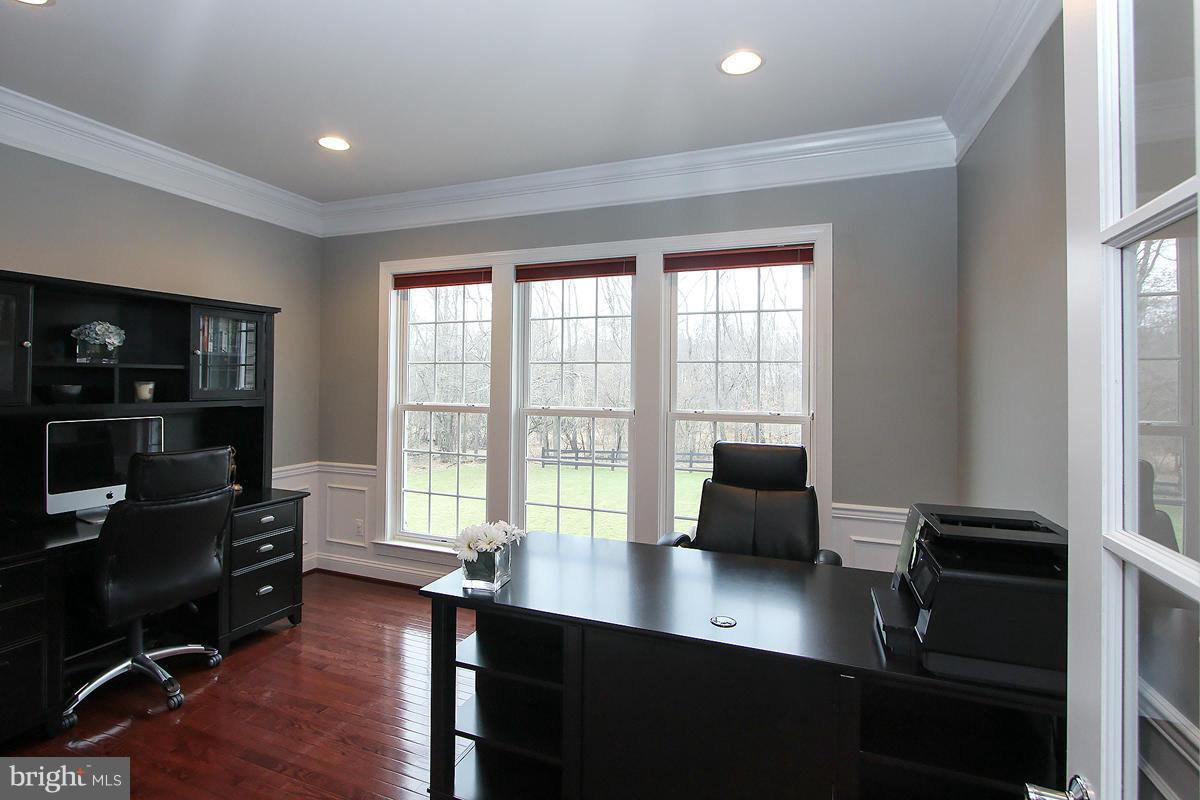 4810 Chichester House Road Olney, MD 20832 - Photo 13 of 30 Interior (General)