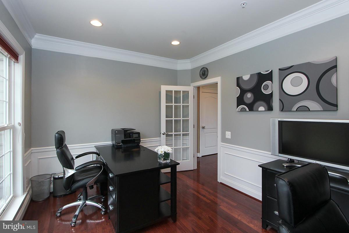 4810 Chichester House Road Olney, MD 20832 - Photo 14 of 30 Interior (General)