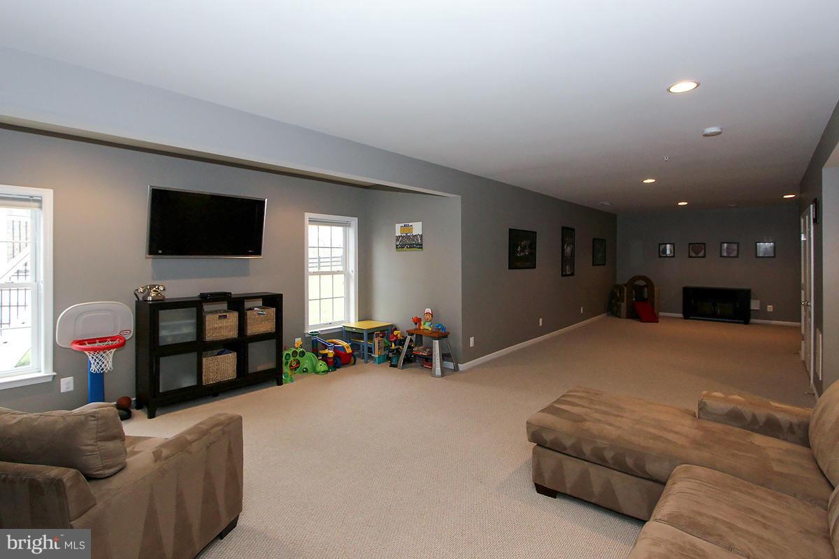 4810 Chichester House Road Olney, MD 20832 - Photo 24 of 30 Basement