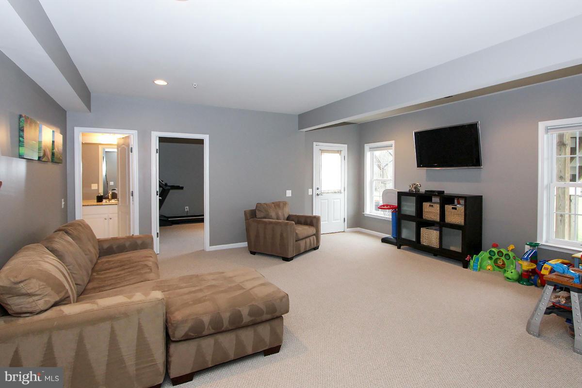 4810 Chichester House Road Olney, MD 20832 - Photo 25 of 30 Basement