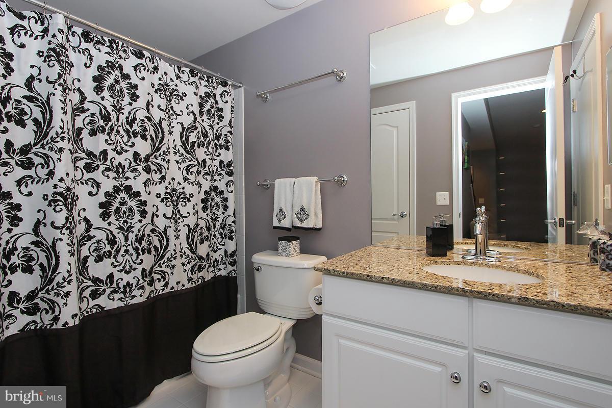 4810 Chichester House Road Olney, MD 20832 - Photo 26 of 30 Bath