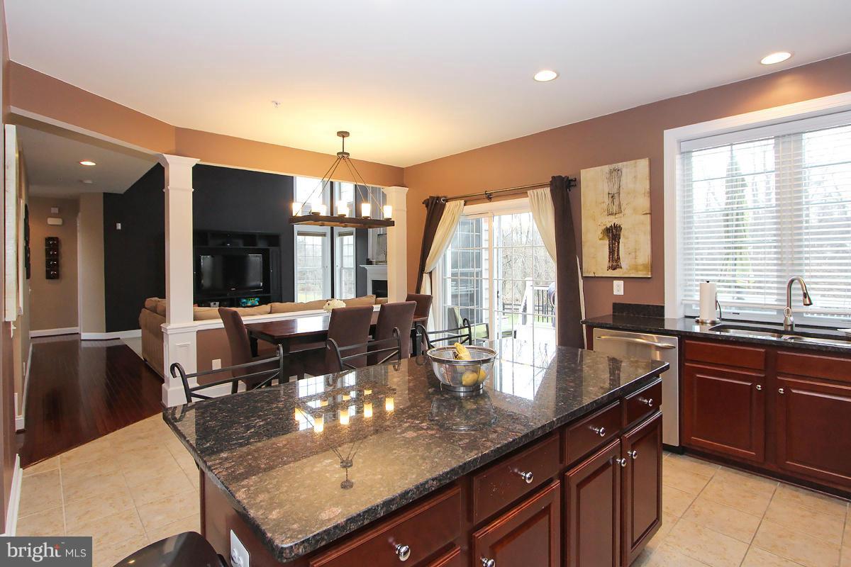 4810 Chichester House Road Olney, MD 20832 - Photo 4 of 30 Kitchen