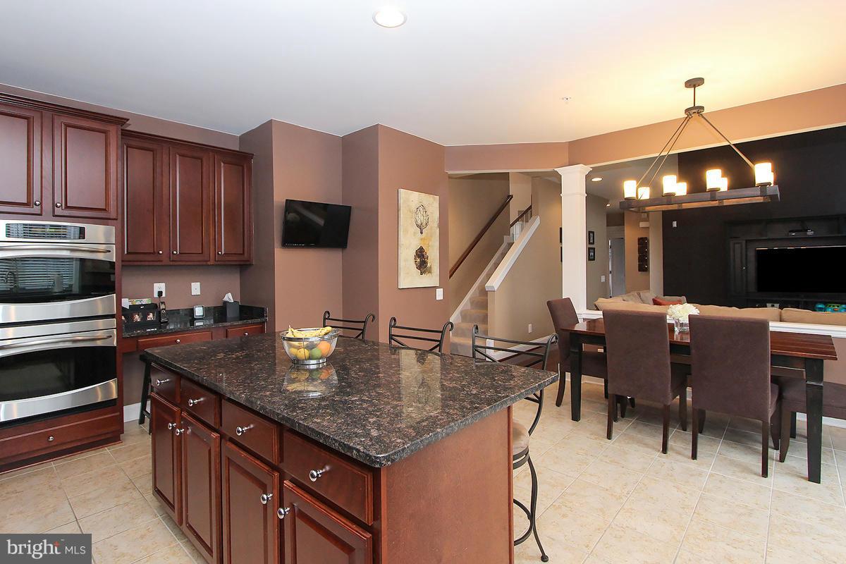 4810 Chichester House Road Olney, MD 20832 - Photo 5 of 30 Kitchen