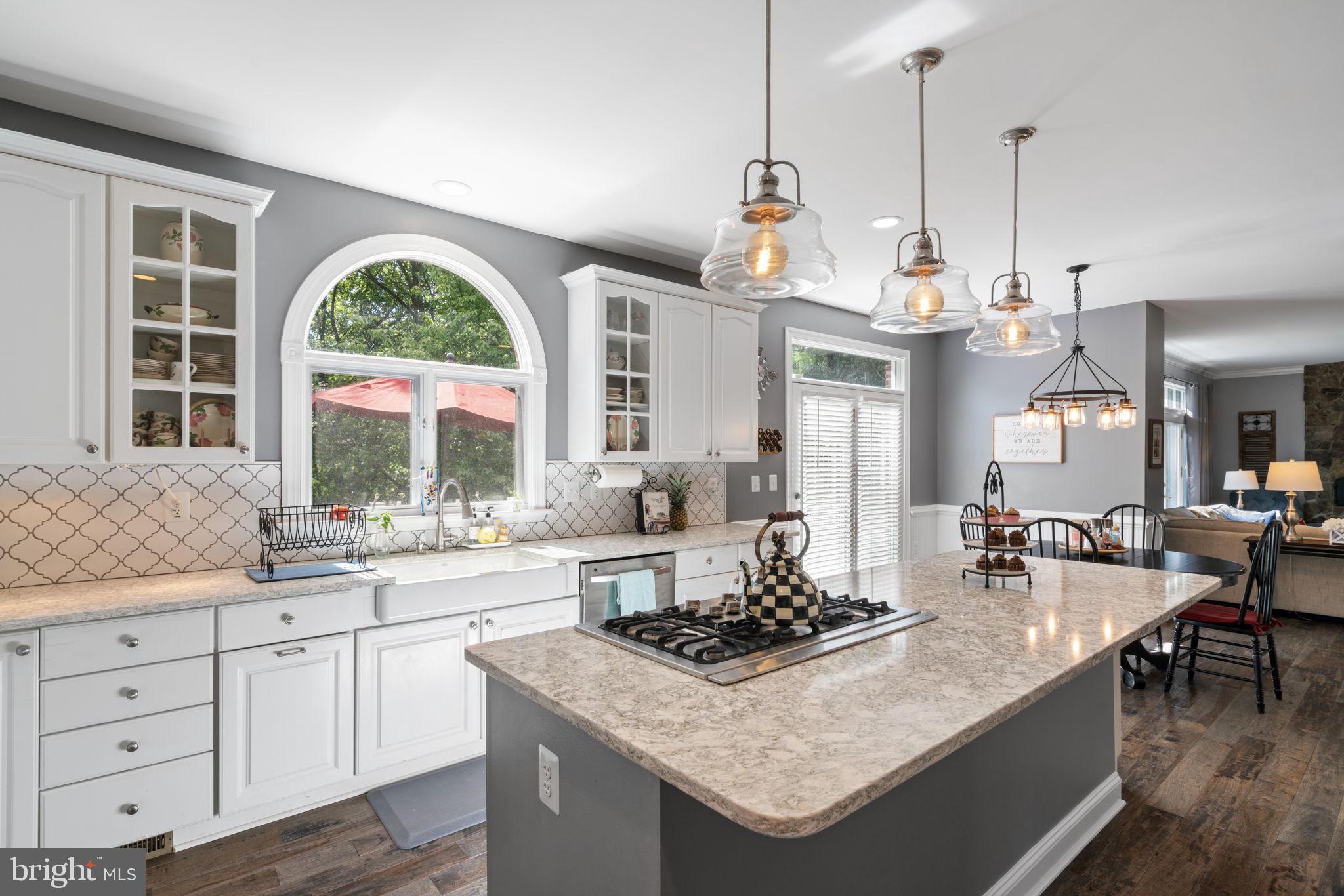 517 Fortress Cir Southeast  