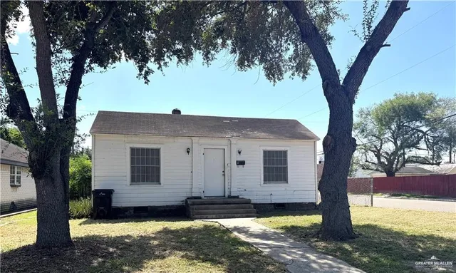$149,000 | 800 South Kansas Avenue, Weslaco, TX 78596