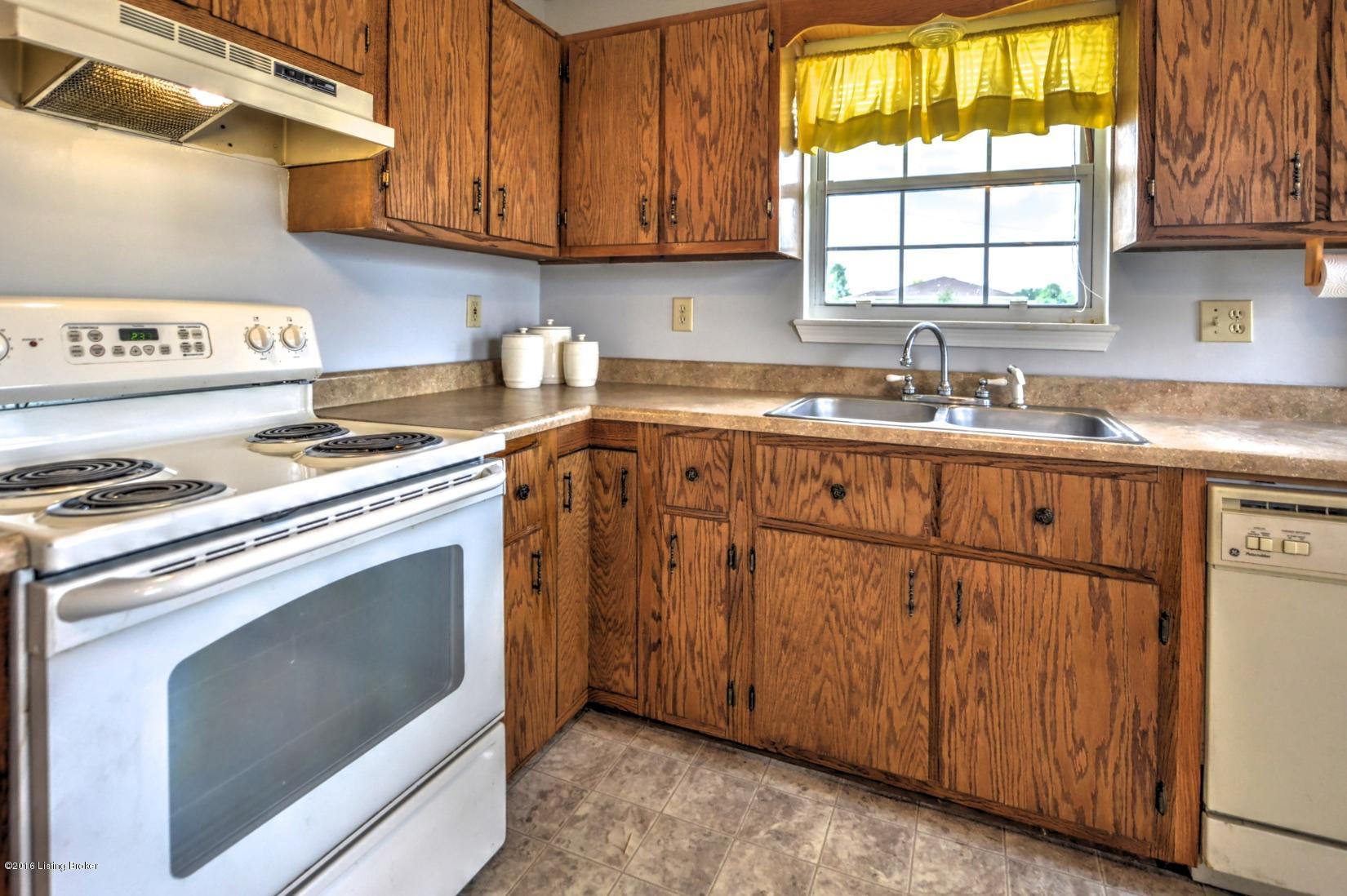 866 Beech Grv Road Shepherdsville, KY 40165 - Photo 5 of 20 866 Beech Grove Road 5606