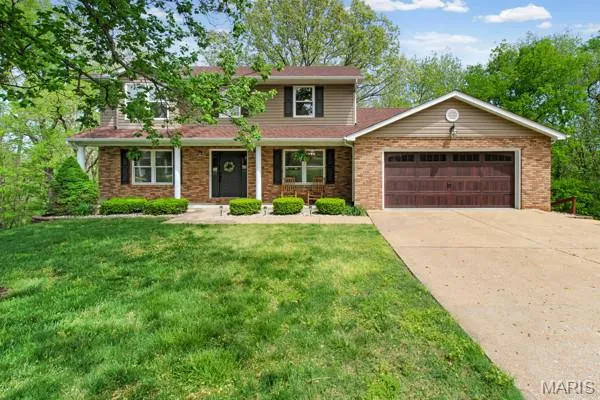 $434,900 | 132 Blue Ridge Trace, Festus, MO 63028