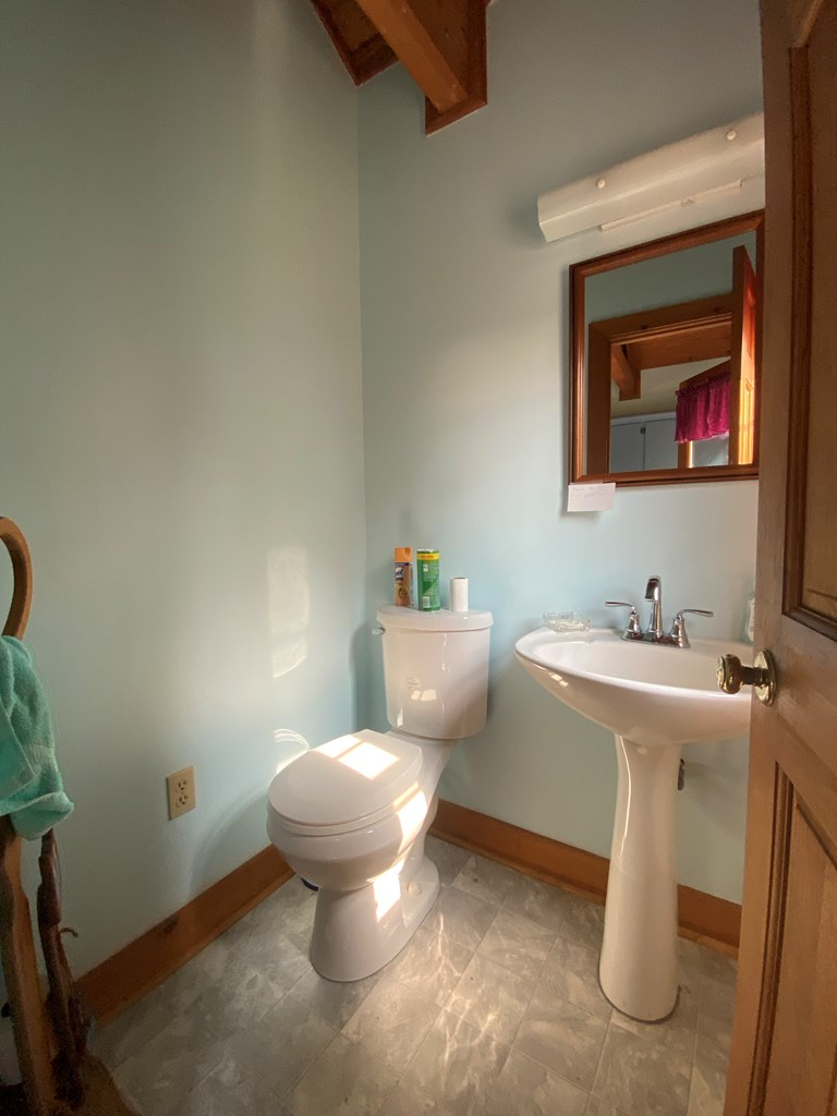 5925 Poorhouse Road Victoria, VA 23974 - Photo 14 of 33 Gallery Image 14