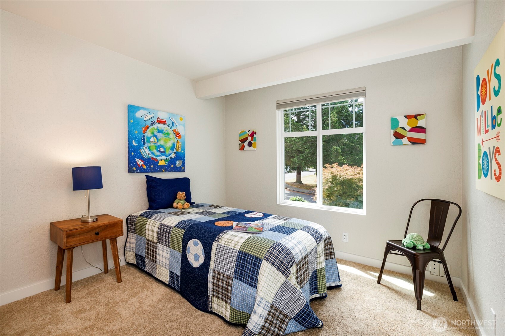 10152 Northeast 204th Street Bothell, WA 98011 - Photo 13 of 34