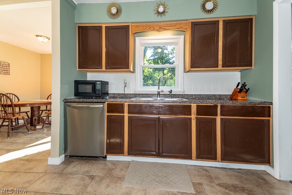 1895 Paisley Road Madison, OH 44057 - Photo 10 of 31 Gallery Image 10