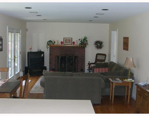 128 Gentry Way Scituate, RI 02857 - Photo 5 of 8 Den/Family/Great Room.