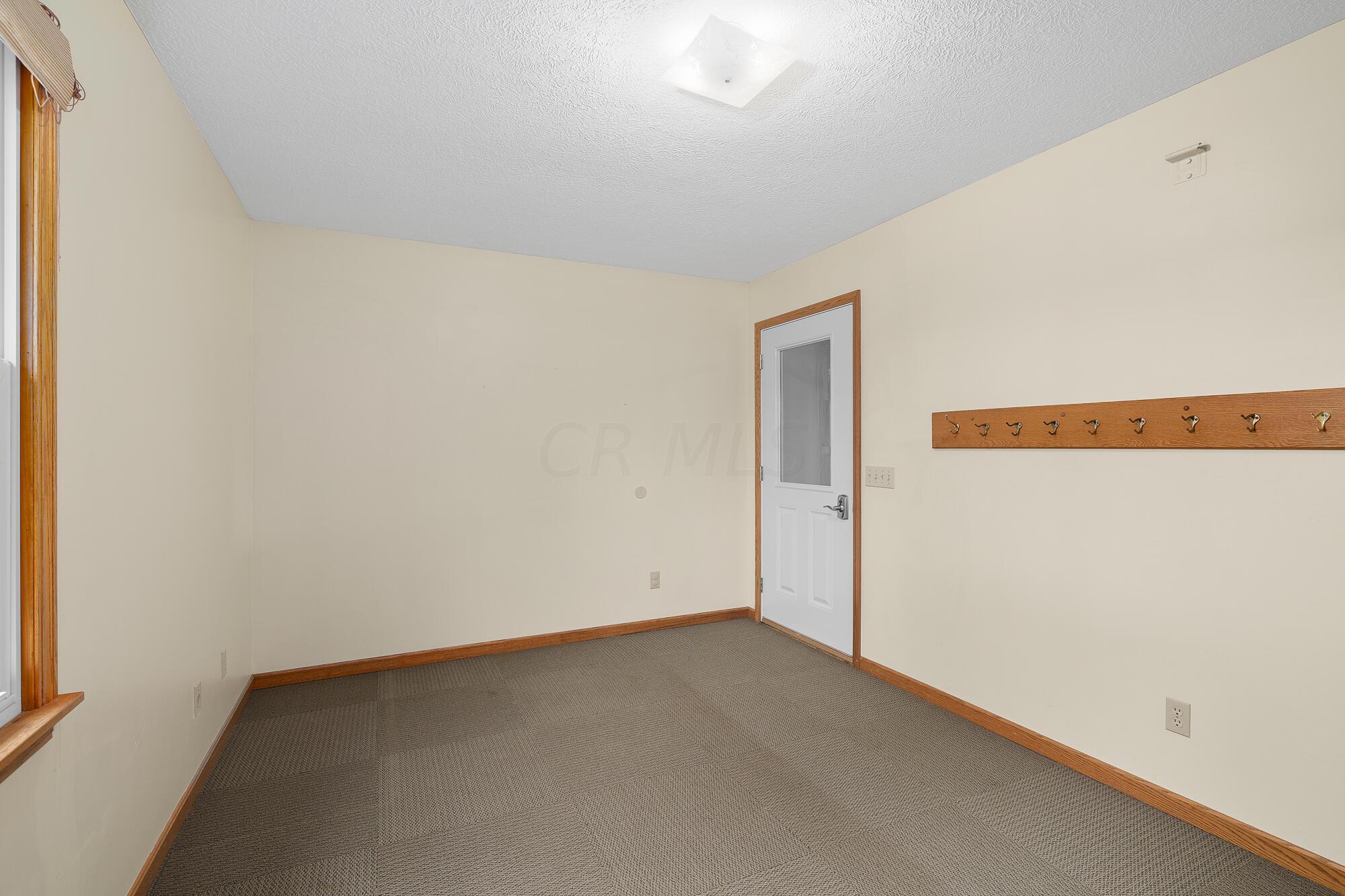 465 Smith Road Bellville, OH 44813 - Photo 16 of 54 int-laundry-2