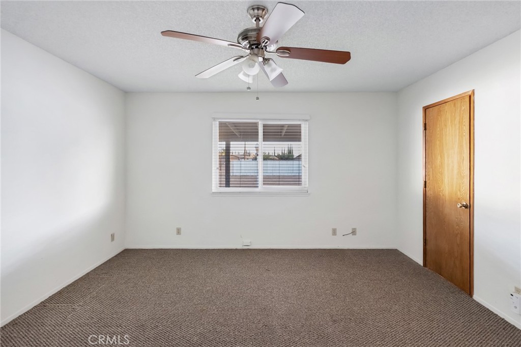 10966 Neola Road Apple Valley, CA 92308 - Photo 17 of 30