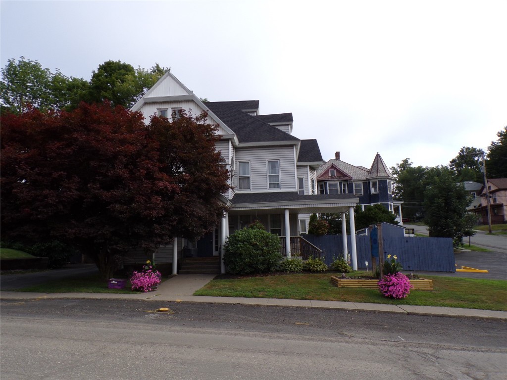 124 West Main Street Hancock, NY 13783 - Photo 3 of 46