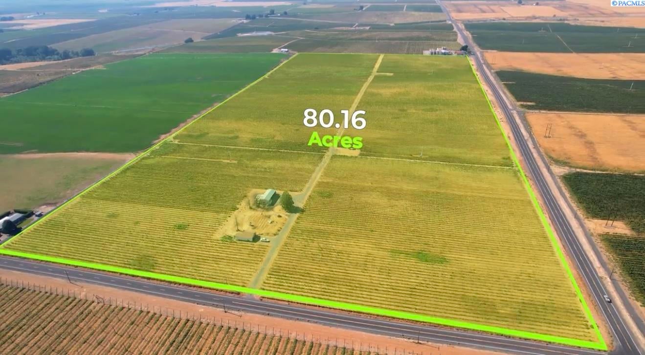 58802 North Hinzerling Road Prosser, WA 99350 - Photo 1 of 33 Gallery Image 1
