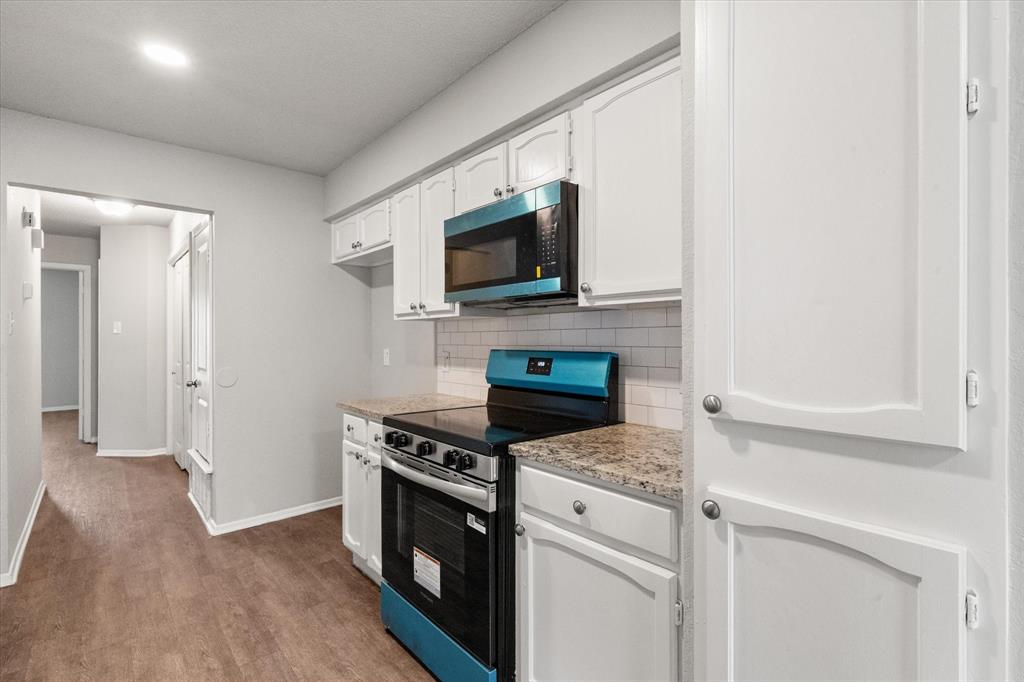 3328 Green Ridge Street, Unit 3330 Fort Worth, TX 76133 - Photo 16 of 29