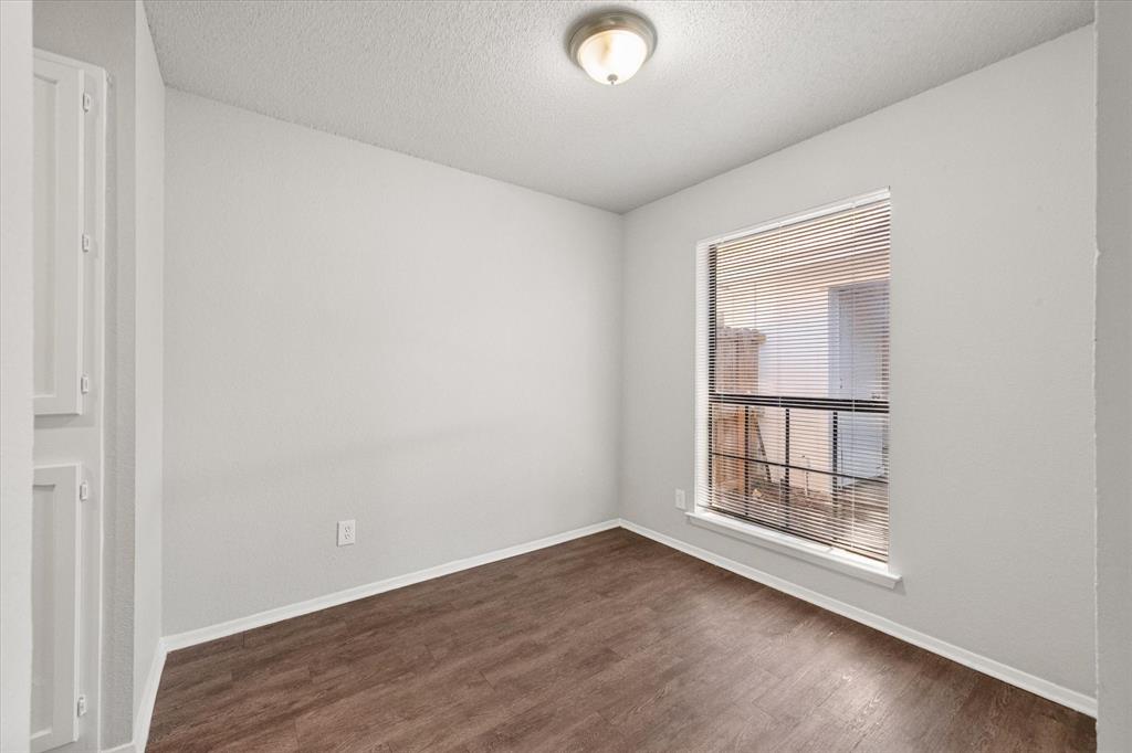 3328 Green Ridge Street, Unit 3330 Fort Worth, TX 76133 - Photo 20 of 29