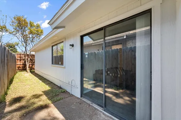 $1,510 | 3328 Green Ridge Street, Unit 3330, Fort Worth, TX 76133