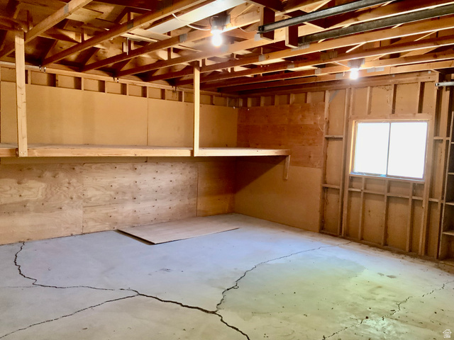 630 North Main Street Monroe, UT 84754 - Photo 51 of 63 View of shop interior