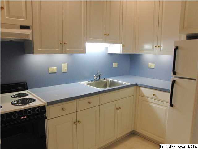 2716 Southwood Road Birmingham, AL 35223 - Photo 18 of 30